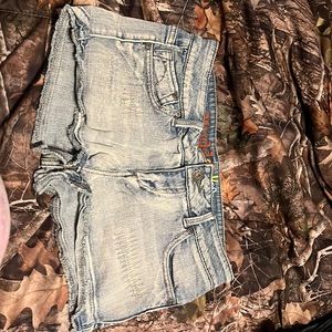 MUDD shorts sz 9 light wash